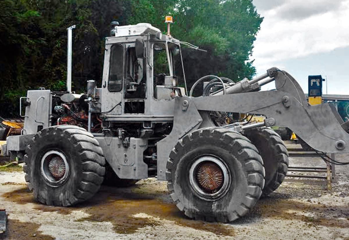 Industrial dust-free blasting and restoration project by Lakelands (project 5)